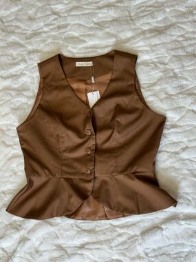 NWT Bella Poque Business Vest Size Large